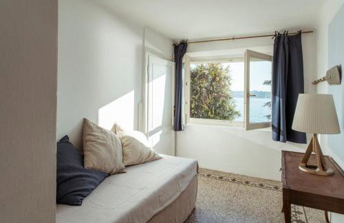 Villa Ondina - Wonderful villa with private beach and big garden - Photo 31