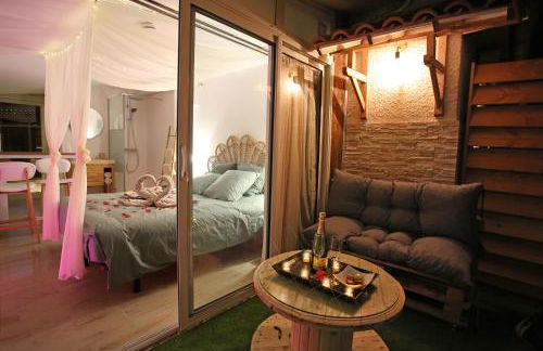 Lovina chambre de charme avec jacuzzi - Photo 7