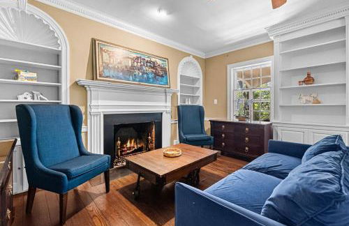 7BR Historic Estate Private Yard Near DC and Old Town - Vassar - Foto 26