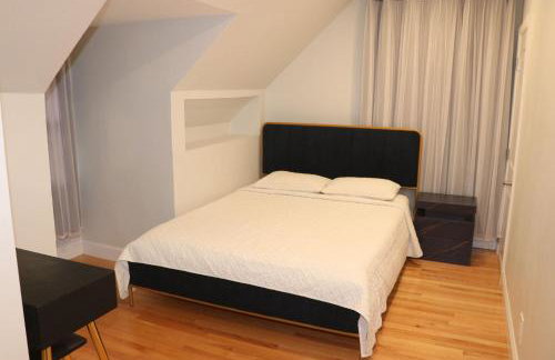 Spacious & Elegant 3 full bedroom apartment - Heart of Long Island - Foto 29