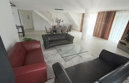 Designer-Apartment mit bis zu 4 Schlafzimmern, Terrasse und Platz für bis 9 Personen - Foto 1