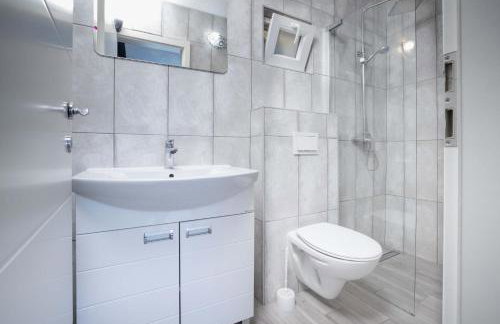 Villa Baras garden - house with pool - Photo 6