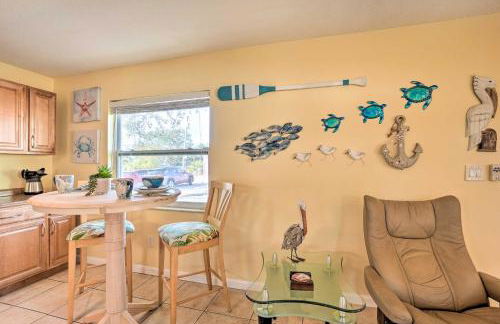 Pet-Friendly Dunedin Townhome with Private Yard - Foto 6