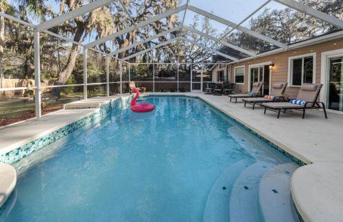 Stunning Gem Home w Heated Salt Pool & Game Room - Foto 80