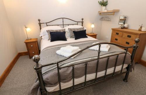 Larl Cottage - Photo 12