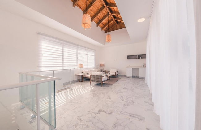 3br-penthouse w Jacuzzi Incl at Lake View - Foto 26