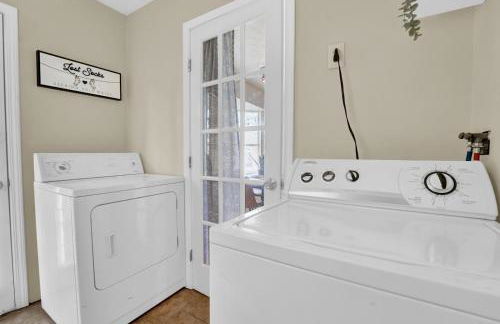 Modern Getaway North of Panama City Beach - Photo 44