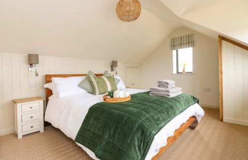 The Cabin at Ropewalk - Photo 12