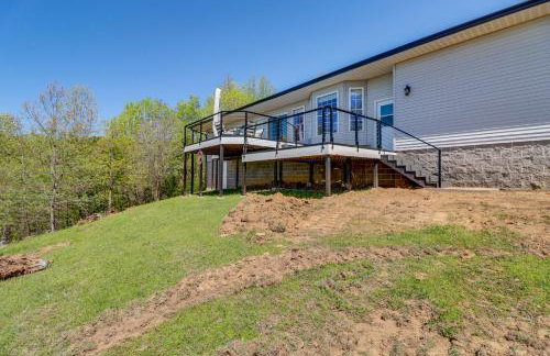 Charming Edgemont Home with Deck and Lake Views! - Foto 28