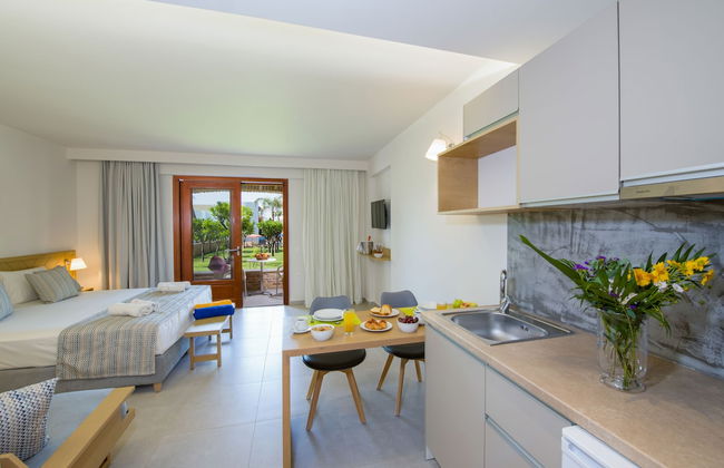 Omega Platanias - Foto 32