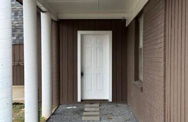 Stylish Remodeled 23 Large beds Near Elvis Presley - Foto 30