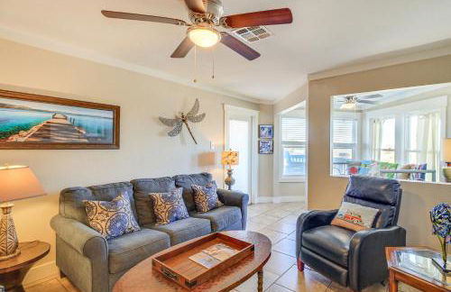 Beach Boardwalk On-Site! Mustang Island Condo - Foto 5