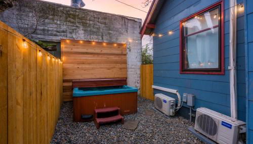 Cute & Comfortable Portland Home with 91 WalkScore - Photo 2