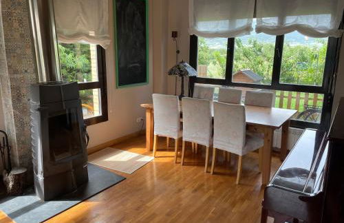 Four Bedroom Chalet with Private Pool in the Heart of Rioja Alavesa - Photo 9