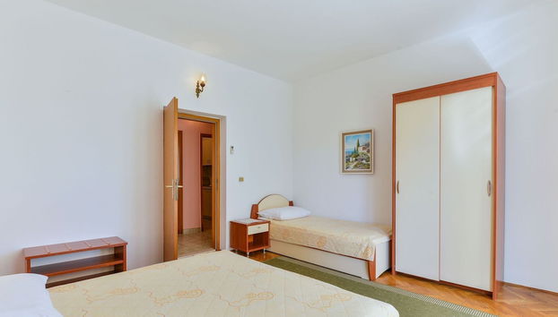 Apartment on Vir Island Near Sandy Beaches - Foto 2, Habitación