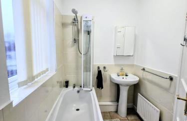 Wallsend Favourite, Free Parking - Foto 2