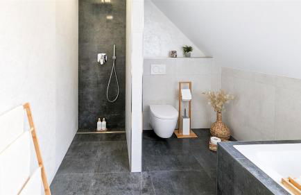 ALFA Stuttgart Doppelzimmer Teeküche Porsche Bosch l Gemeinschaftsbad WIFI SmartTV l Double room with kitchenette and shared bathroom BS21A9 - Foto 9