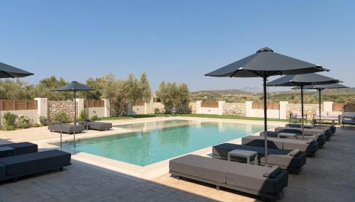 CaMa Villa, Pool, Landmark Views & Iconic Design, By ThinkVilla - Foto 5, sunbed