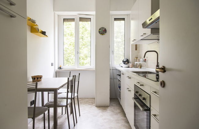 2 Bedrooms Flat near Bocconi, Iulm, Navigli - Photo 13