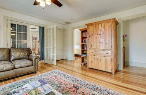 Cozy Elkhart Lake Apartment Walk to Town and Dining - Foto 5