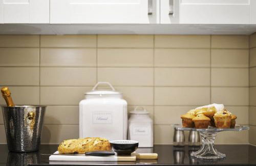 Eton House-Stunning-Castle views-5Bed-Free-Parking - Foto 8