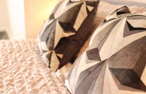 Charming 3 Bedroom Property FREE WiFi & Parking - Foto 18