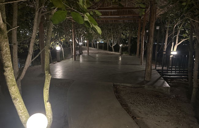 The Beatles Lagoon - Photo 57