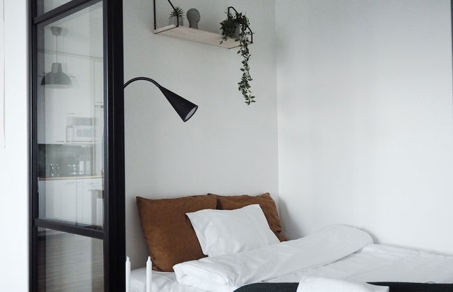 Homelike 1BR Apartment in Historical Building - Foto 1