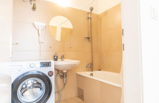 Friendly 2BR Apt- Near Rennweg - Foto 19