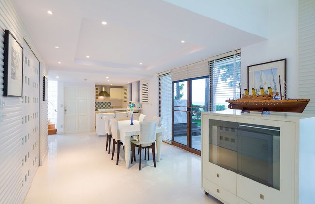 Baan LonSai Beachfront Condominium - Foto 14