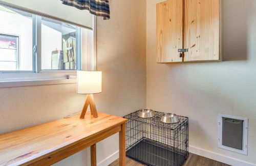 Easy Uptown Access! Charming ABQ Home with Yard - Foto 10