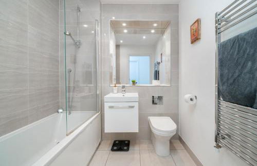 Breathtaking Camberwell Skyline Views - Photo 15