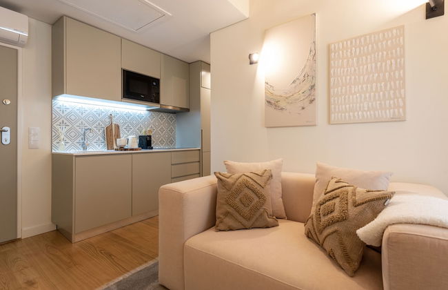 Mouzinho da Silveira 215 by LovelyStay - Foto 49