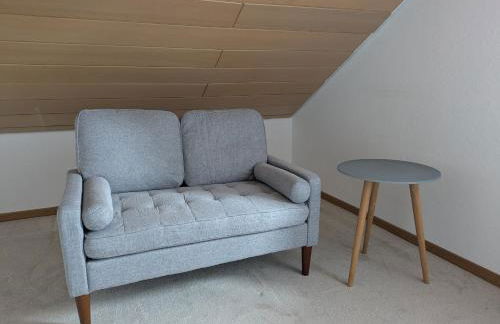 Ferienwohnung Gerstetten 85 qm - 2 Schlafzimmer - Küche mit großem Essbereich - Wohnzimmer - Balkon - Bad - ruhige Lage - Foto 4