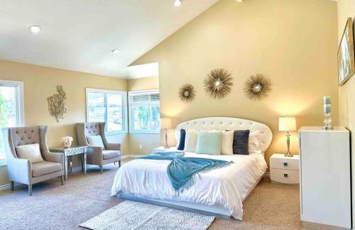 Stunning Panoramic Waterfront Pool Home Escape - Foto 54