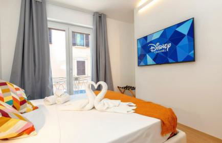 The Lake Giant with Lake View Renovated 2025 DesenzanoLoft Official Partner Homes & Villas by Marriott Bonvoy - Foto 25