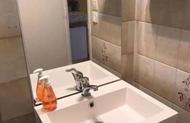 Le Mieukerien - Réserve africaine 15 mn - Plage 200 m - Foto 6