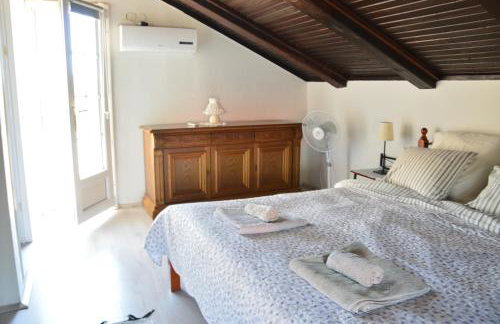 Three Sisters, absolutely unique stone houses, 200 m from the beach - Photo 13