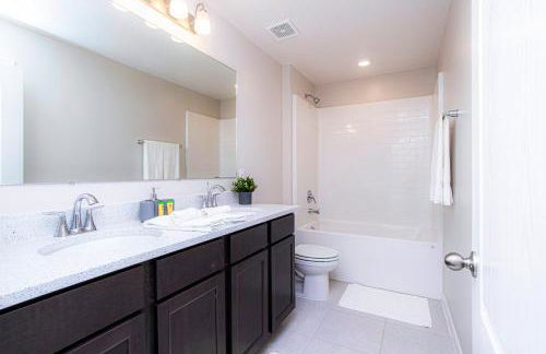 4774 Gorgeous Townhome - Foto 24