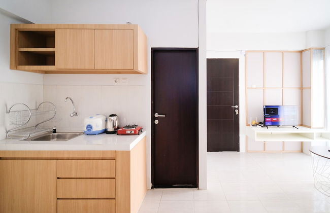 Homey And Comfy 2Br Apartment At Suncity Residence - Foto 7