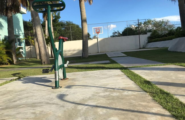 Tropical Condo BBQ Pool 5min to Airport - Foto 48