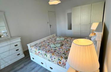 Naval Beach Apartment - Foto 6