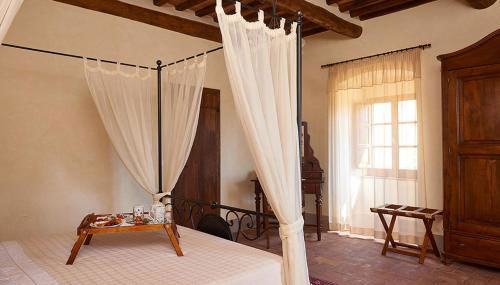 Hotel Relais Palazzo di Luglio - Photo 2