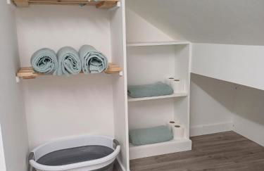 Luxury Apartment - Above iconic High Lane Oatcakes - Foto 7