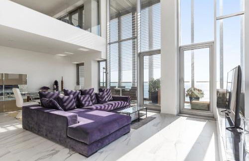 Penthouse With The Best Views! - Photo 9