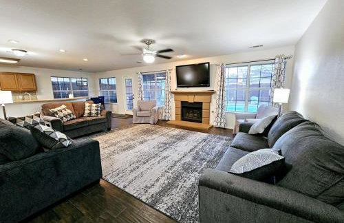 Dallas Lakeside Bliss Stay - Private Pool, Air hockey and High speed internet - Foto 1