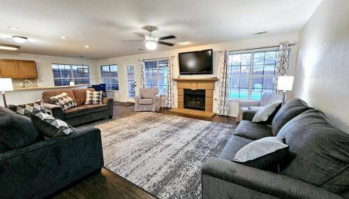 Dallas Lakeside Bliss Stay - Private Pool, Air hockey and High speed internet - Foto 1