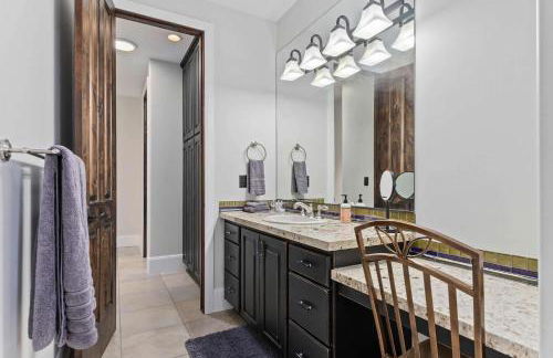 Majesty Estate in Salt Lake with Private Pool and Sport Court - Foto 40