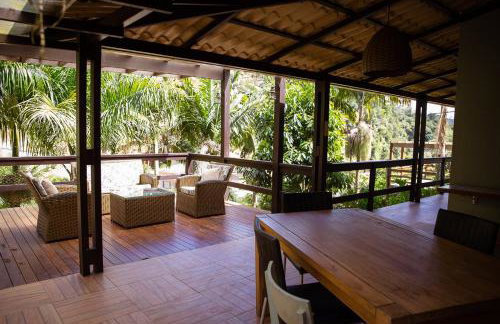 Chalé com Deck e Churrasqueira nas Montanhas - Foto 38