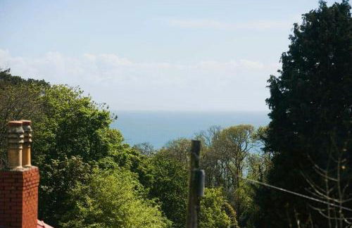 Footprints-comfortable and modern one bedroom Apartment - walking distance to the pretty harbour - Photo 4